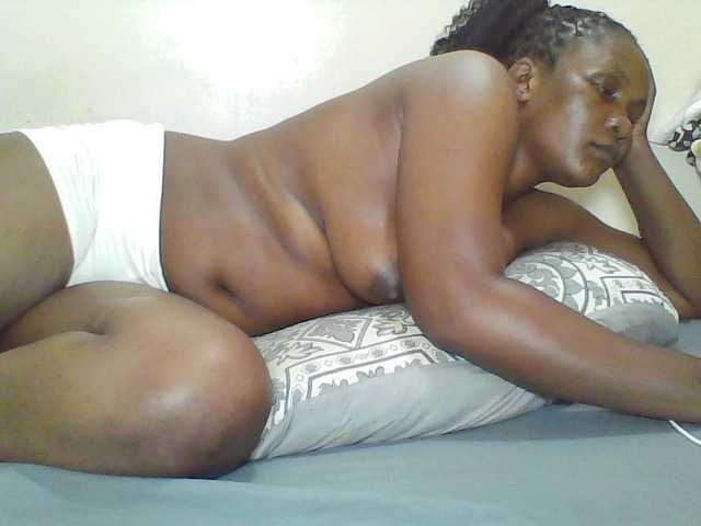 CuteTina live cam on BongaCams