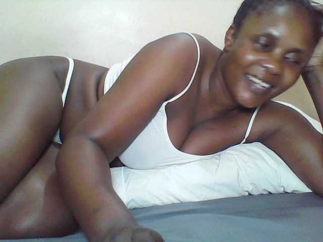 CuteTina live cam on BongaCams