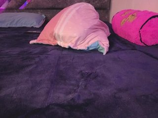 NAHOMII-BROWN's Live Webcam