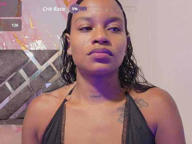 NAHOMII-BROWN live cam on BongaCams