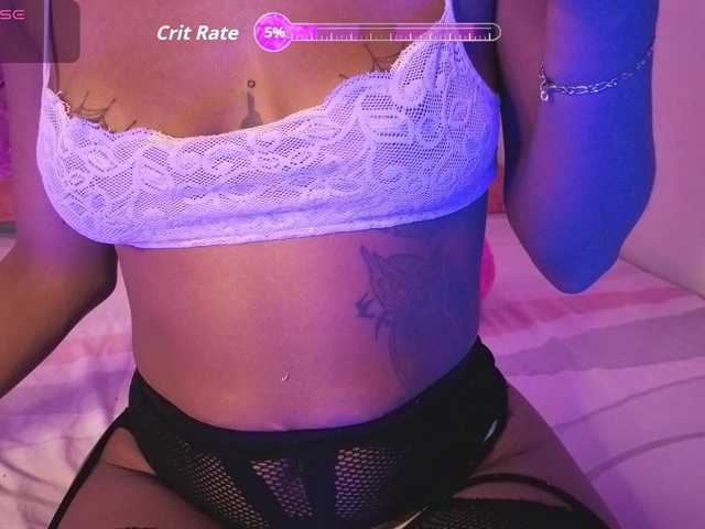 NAHOMII-BROWN live cam on BongaCams