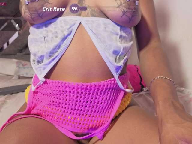 NAHOMII-BROWN live cam on BongaCams