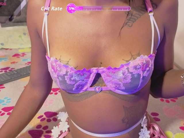 NAHOMII-BROWN live cam on BongaCams