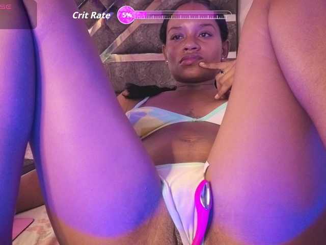 NAHOMII-BROWN live cam on BongaCams
