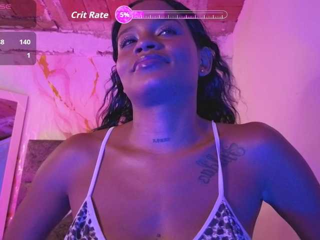 NAHOMII-BROWN live cam on BongaCams
