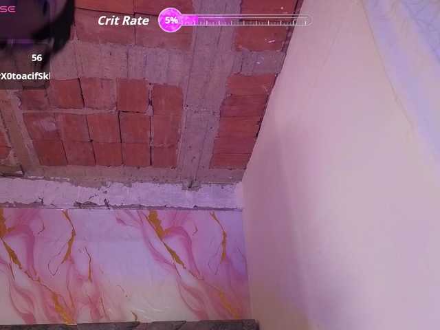 NAHOMII-BROWN live cam on BongaCams