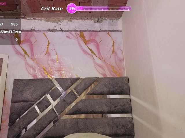 NAHOMII-BROWN live cam on BongaCams