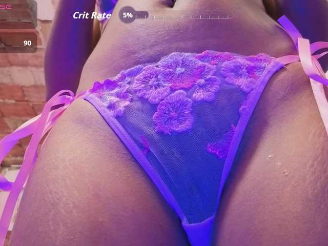 NAHOMII-BROWN live cam on BongaCams