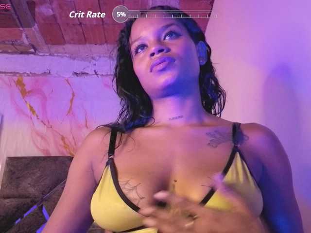 NAHOMII-BROWN live cam on BongaCams