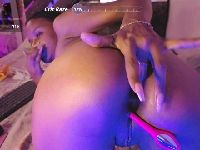 NAHOMII-BROWN live cam on BongaCams