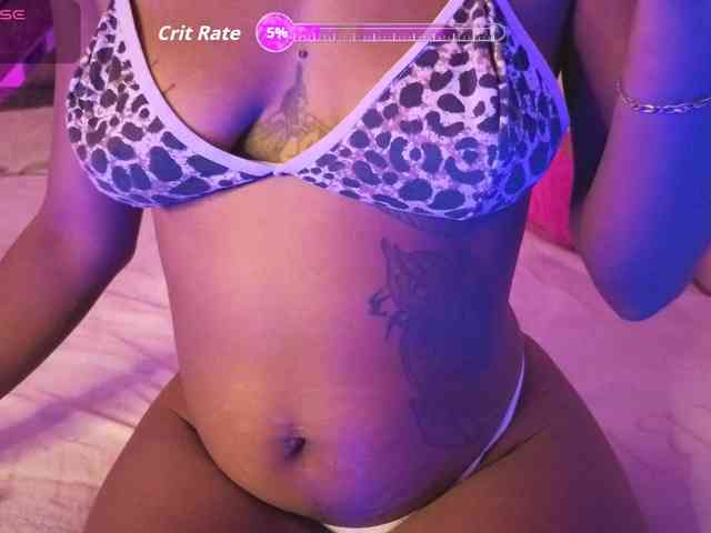 NAHOMII-BROWN webcam