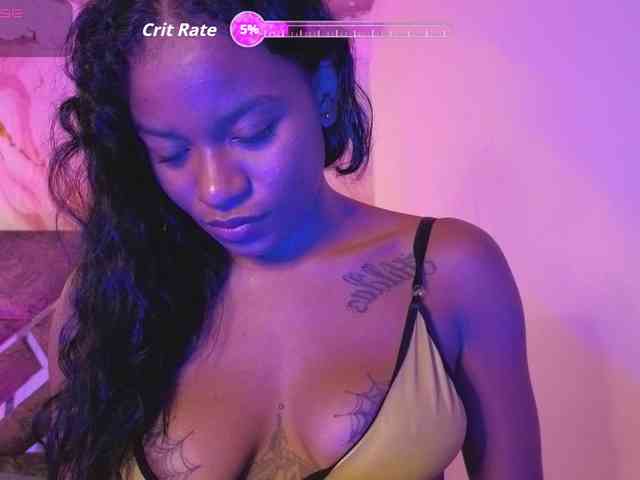 NAHOMII-BROWN webcam