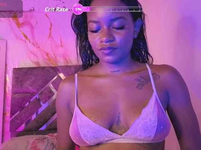 NAHOMII-BROWN webcam