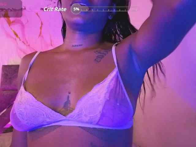 NAHOMII-BROWN webcam