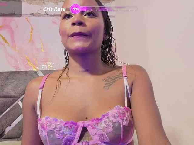 NAHOMII-BROWN webcam