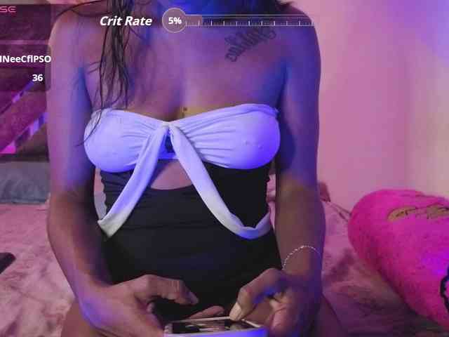 NAHOMII-BROWN webcam