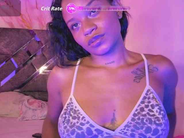 NAHOMII-BROWN webcam