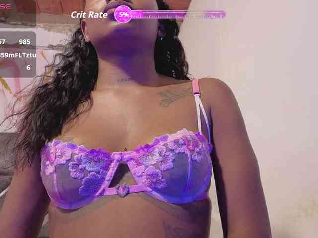 NAHOMII-BROWN webcam