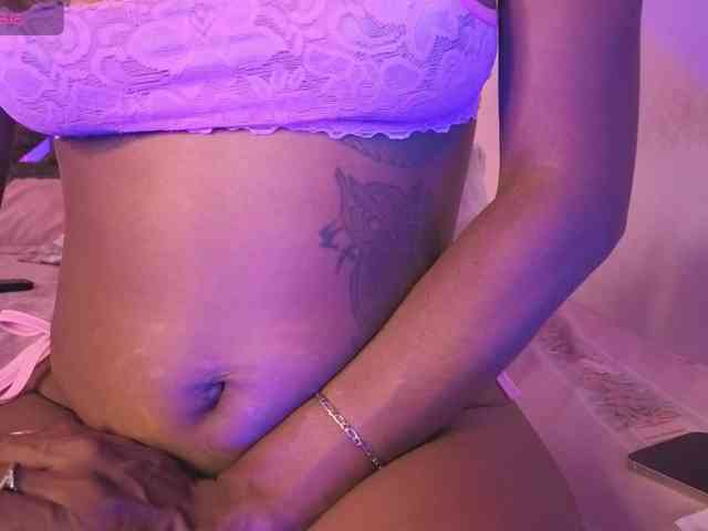 NAHOMII-BROWN webcam
