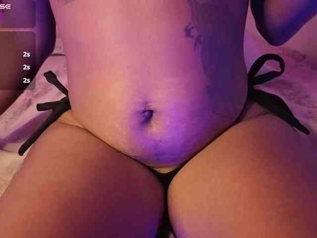 NAHOMII-BROWN webcam