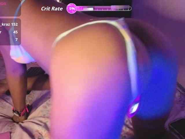 NAHOMII-BROWN webcam