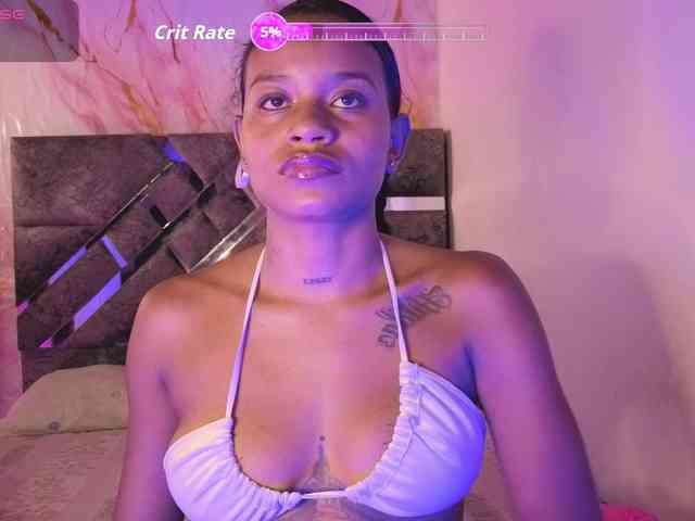 NAHOMII-BROWN webcam