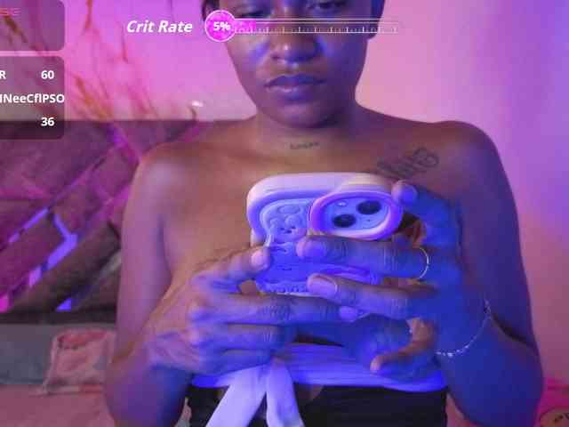 NAHOMII-BROWN webcam