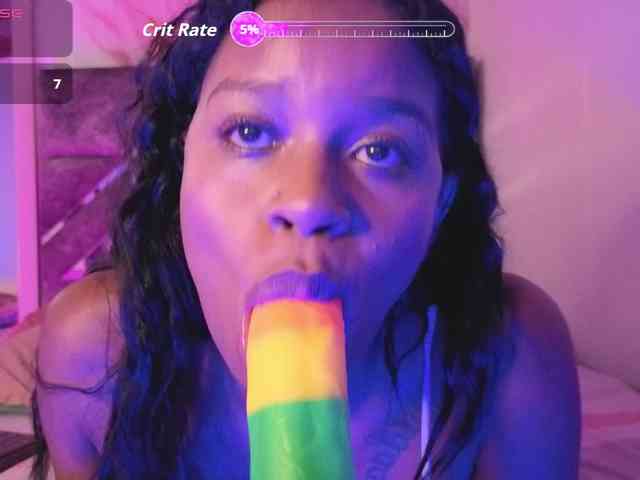 NAHOMII-BROWN webcam