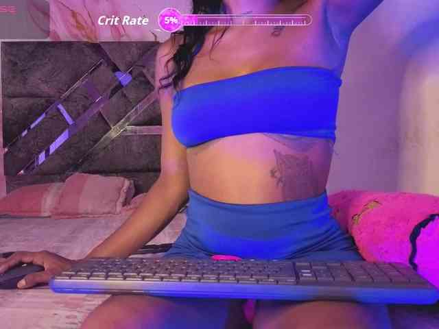 NAHOMII-BROWN webcam