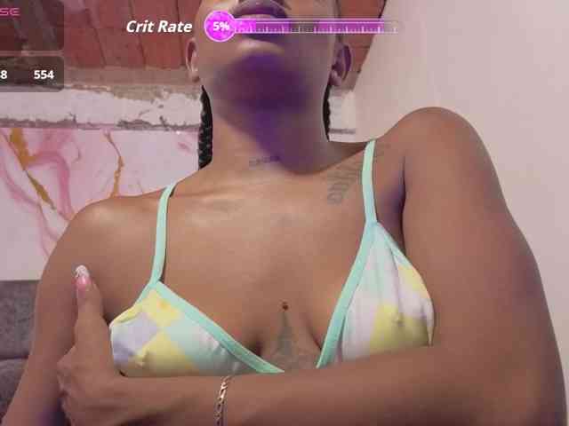 NAHOMII-BROWN webcam