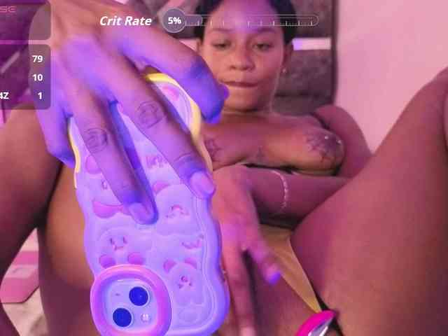 NAHOMII-BROWN webcam