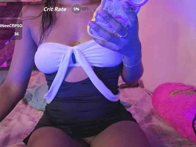 NAHOMII-BROWN webcam