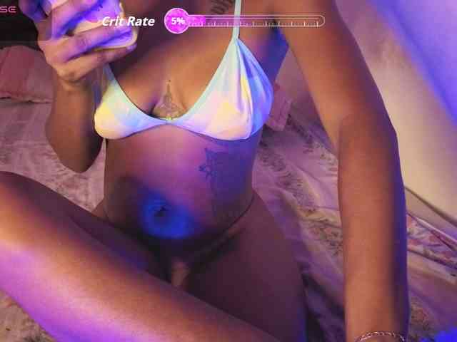 NAHOMII-BROWN webcam