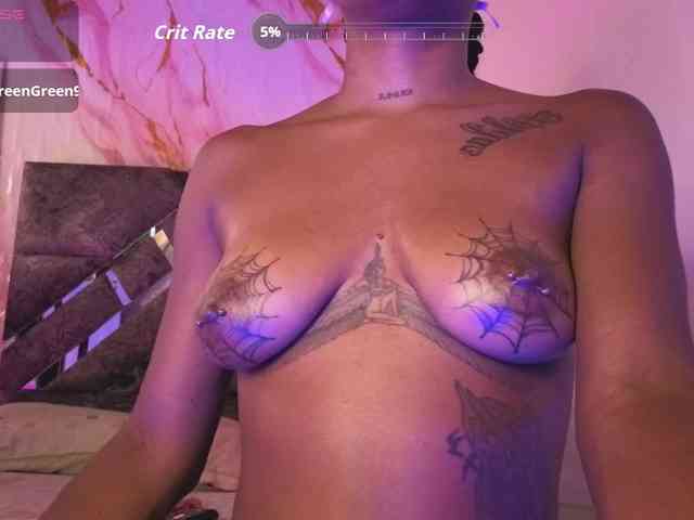 NAHOMII-BROWN webcam