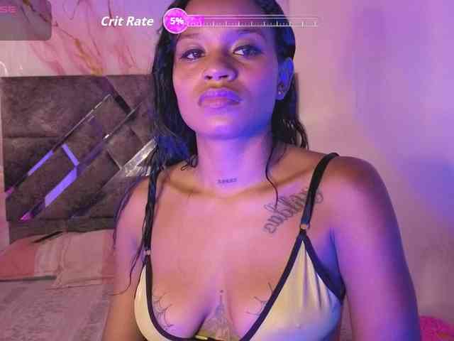NAHOMII-BROWN webcam