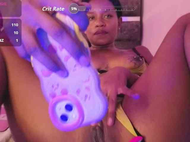 NAHOMII-BROWN webcam
