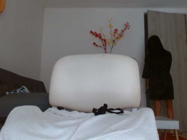 MadissonRousse live cam on BongaCams
