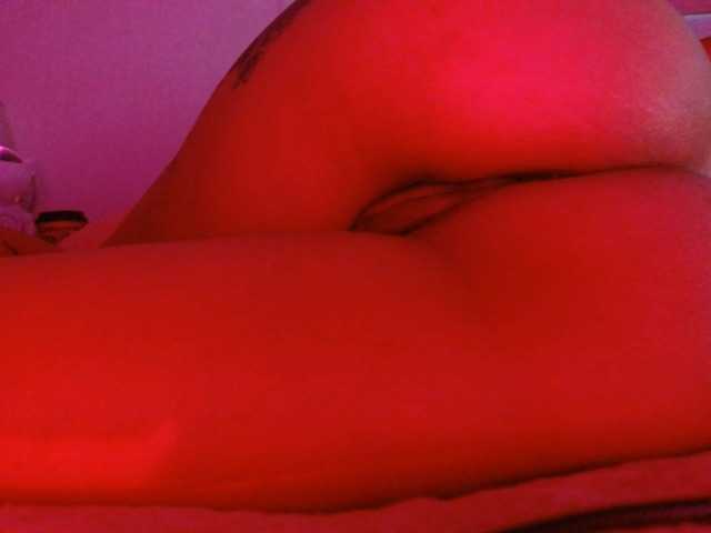 MadissonRousse live cam on BongaCams
