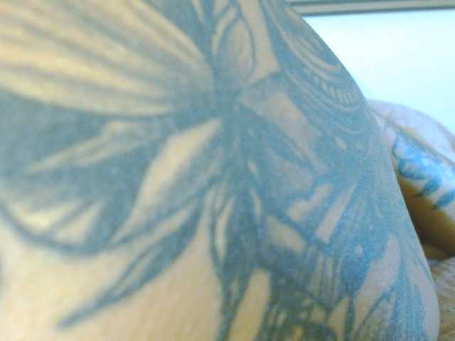 MadissonRousse live cam on BongaCams
