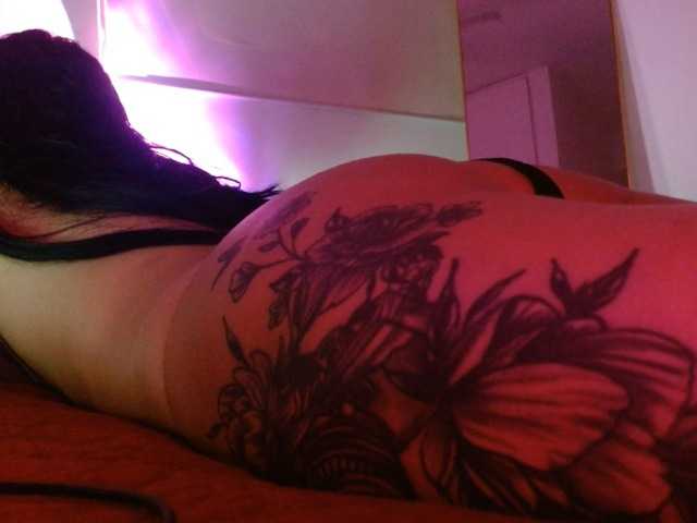 MadissonRousse live cam on BongaCams