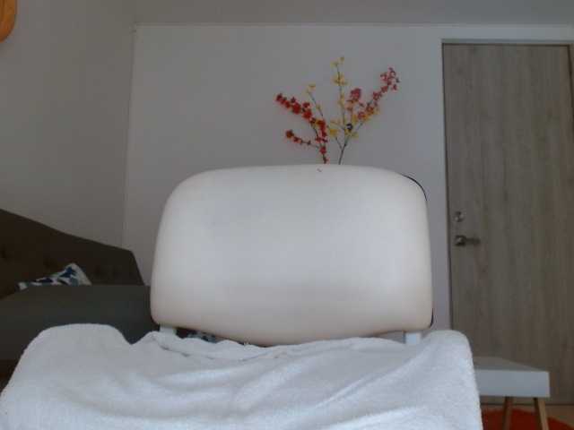 MadissonRousse live cam on BongaCams