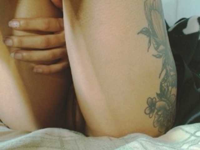 MadissonRousse live cam on BongaCams