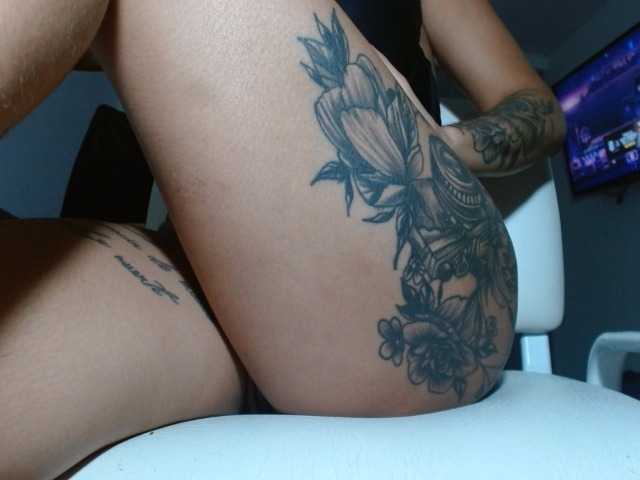 MadissonRousse live cam on BongaCams