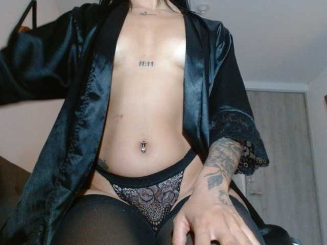 MadissonRousse live cam on BongaCams