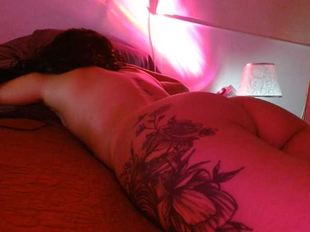 MadissonRousse live cam on BongaCams