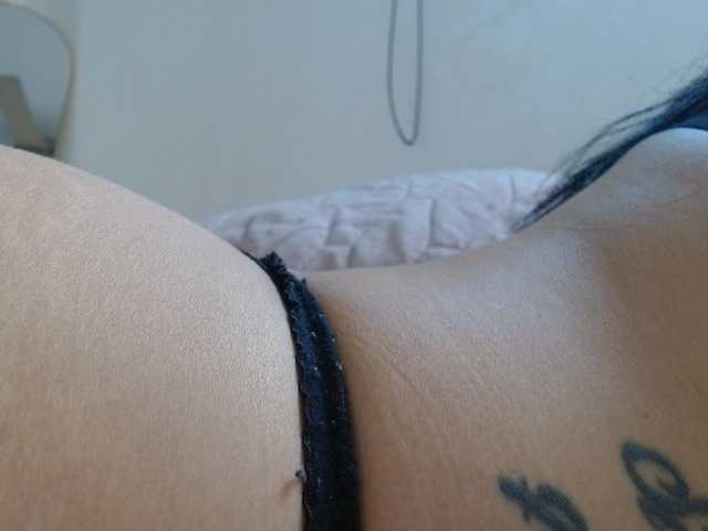 MadissonRousse live cam on BongaCams
