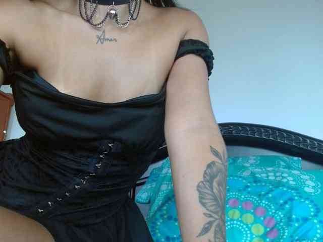 ANNYFOX webcam