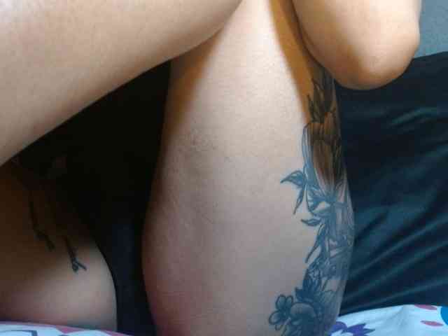 ANNYFOX webcam