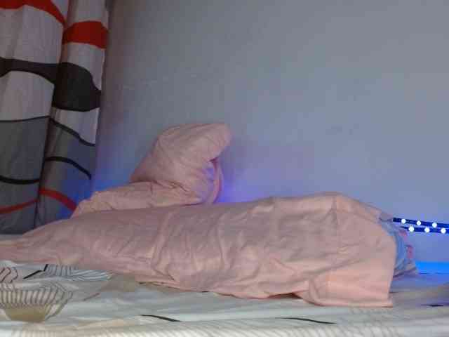 ANNYFOX webcam