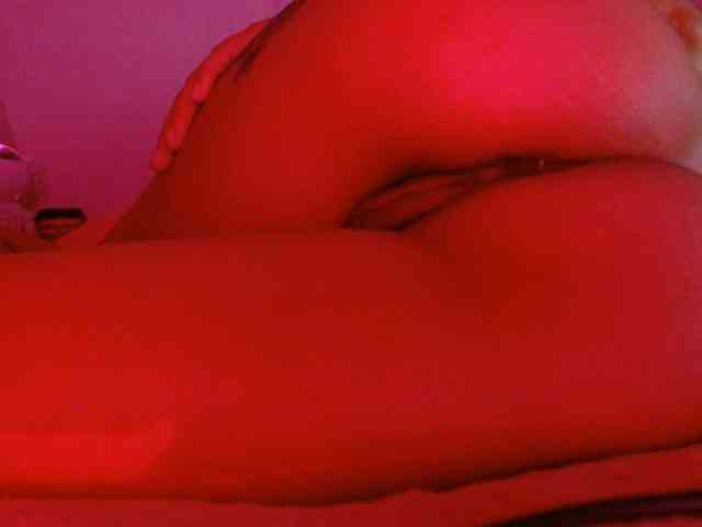 ANNYFOX webcam